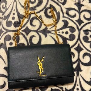 YSL Kate Medium Crossbody Bag in Grained leather